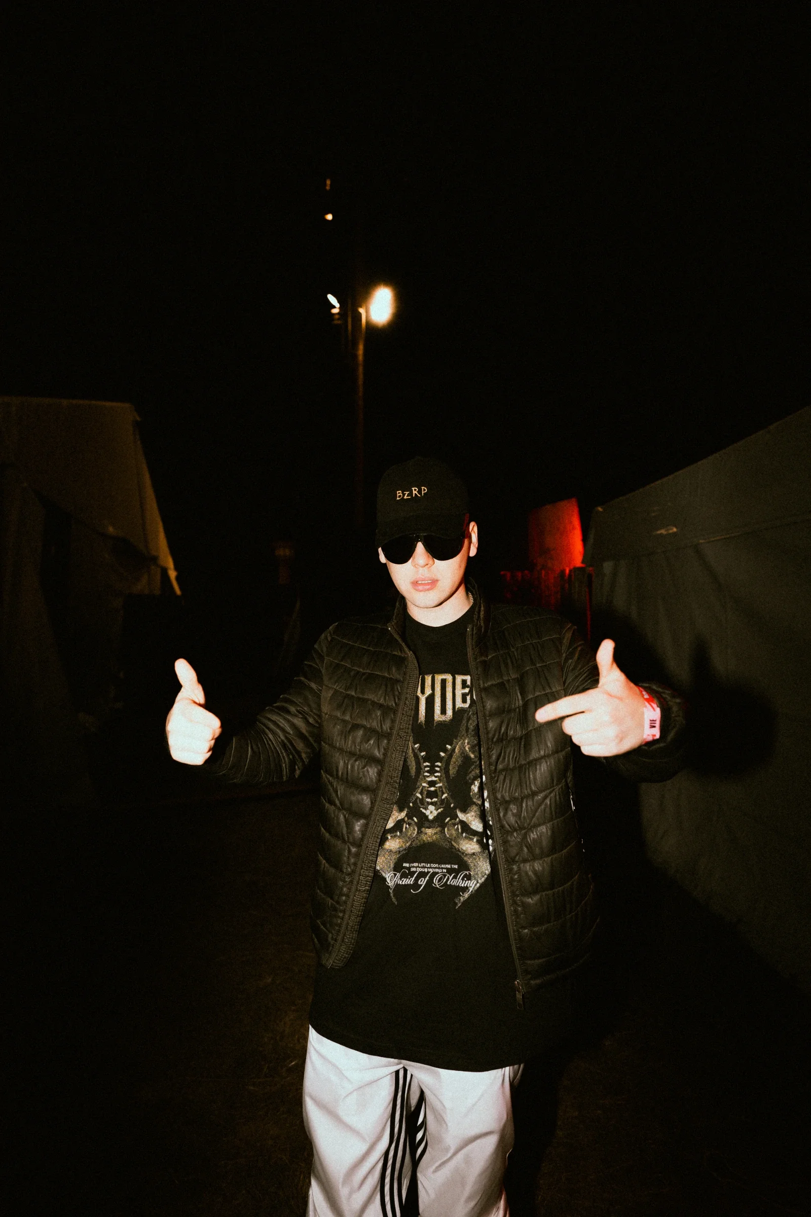 backstage-07