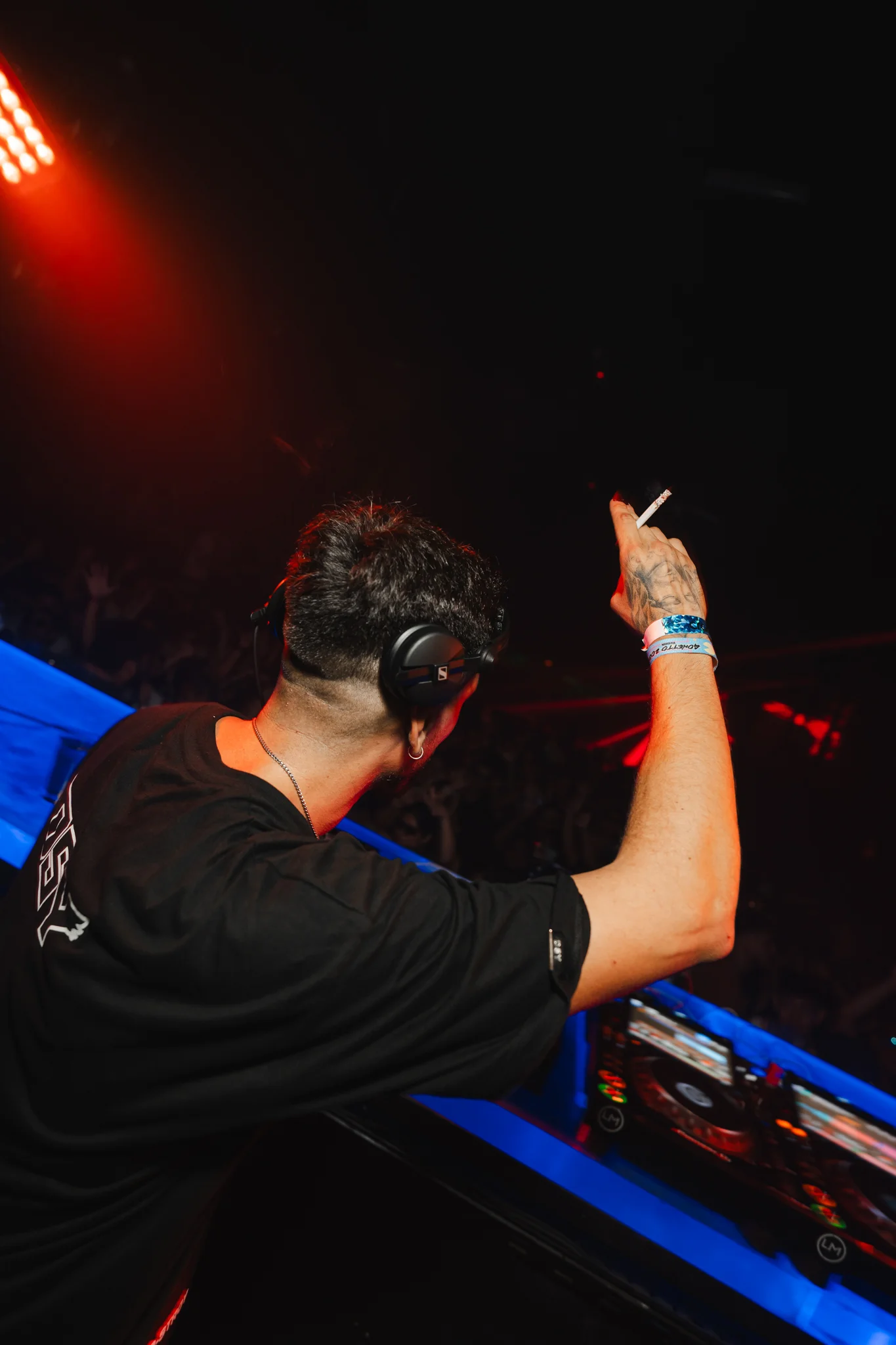 dj-17
