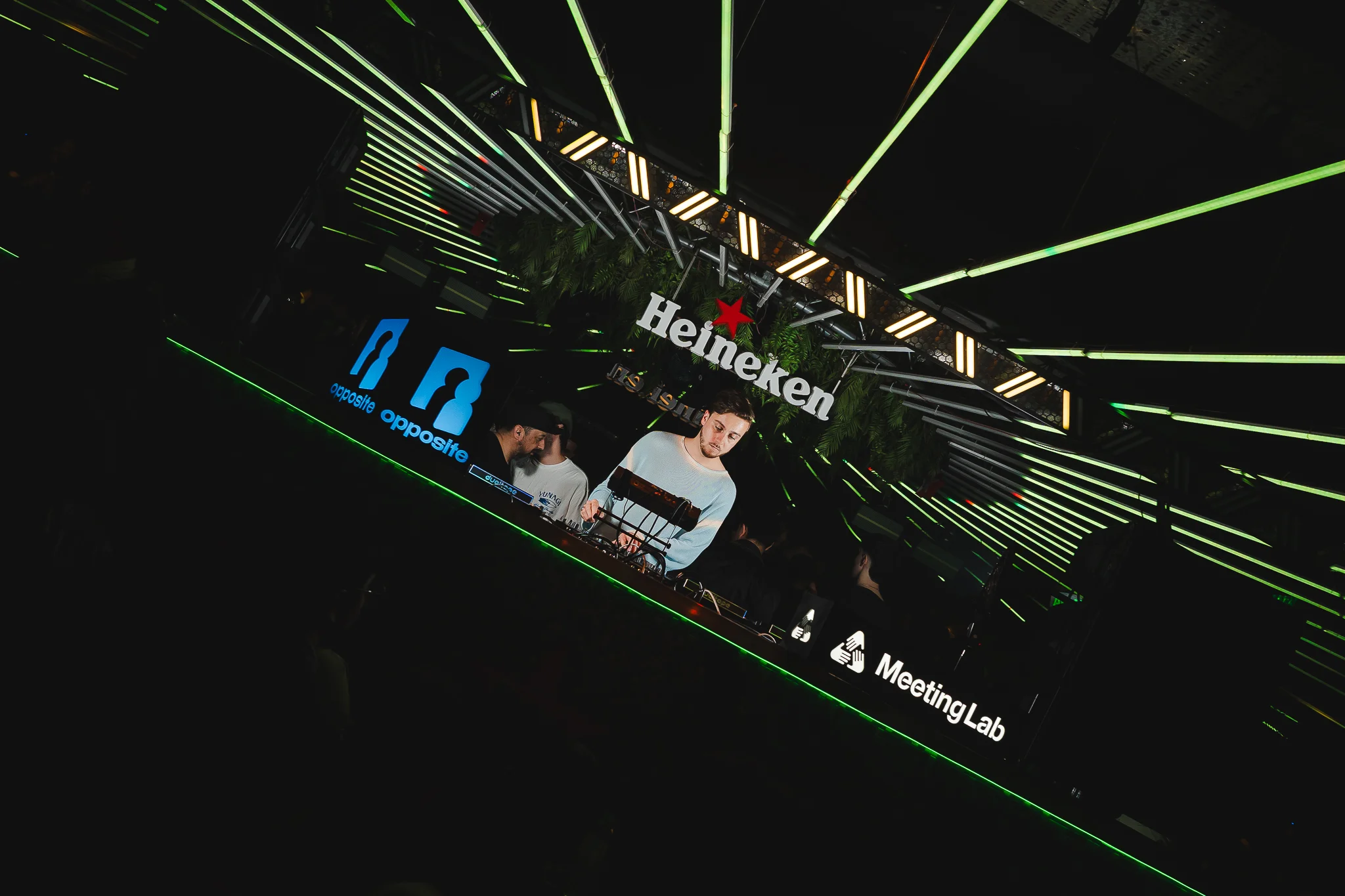dj-10